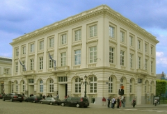 Musée Magritte in Brüssel, Außenansicht. Foto: jvf.
