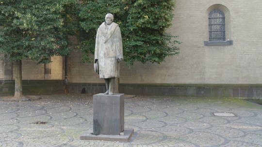Hans Wimmer, Adenauer-Denkmal. Foto: jvf